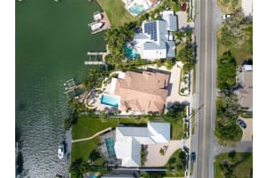 548 SIESTA DRIVE, SARASOTA, FL 34242 Sold 12/23/25