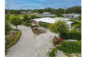 3205 BOUGAINVILLEA STREET, SARASOTA, FL 34239 - MLS#MFRA4666604