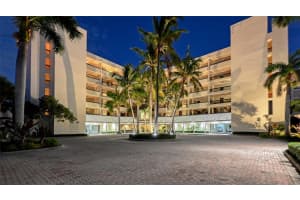 1932 HARBOURSIDE DRIVE, LONGBOAT KEY, FL 34228 - MLS#MFRA4666650