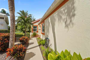 1312 CAPRI ISLES BOULEVARD, VENICE, FL 34292 Sold 11/12/25