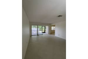 7030 COUNTRY CLUB DRIVE, SARASOTA, FL 34243 - MLS#MFRA4666721