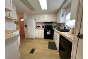 283 APRICOT STREET, BRADENTON, FL 34207 - MLS#MFRA4666738