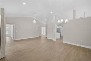 6017 MARELLA DRIVE, SARASOTA, FL 34243 - MLS#MFRA4666772