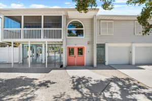 501 Key Royale Dr, HOLMES BEACH