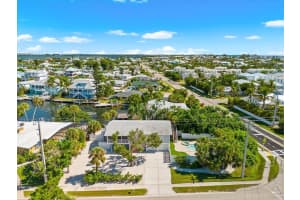 501 KEY ROYALE DRIVE, HOLMES BEACH, FL 34217 Sold 12/15/25