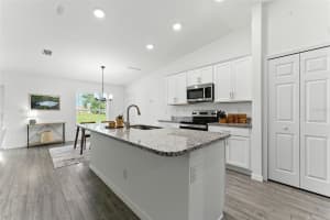 936 6TH AVENUE, CAPE CORAL, FL 33993 - MLS#MFRA4666799