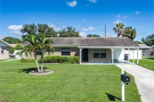 6609 ALPINE LANE, BRADENTON, FL 34208 - MLS#MFRA4666884