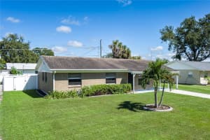 6609 ALPINE LANE, BRADENTON, FL 34208 - MLS#MFRA4666884