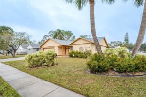 2935 Woodpine Cir, SARASOTA