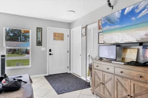 2935 WOODPINE CIRCLE, SARASOTA, FL 34231 - MLS#MFRA4666892