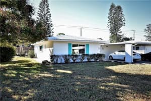 3824 ROXANE BOULEVARD, SARASOTA, FL 34235 - MLS#MFRA4666893