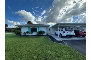 3824 ROXANE BOULEVARD, SARASOTA, FL 34235 - MLS#MFRA4666893