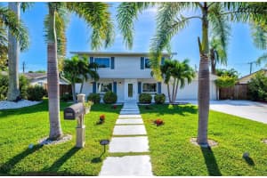 5773 BRITANNIA DRIVE, SARASOTA, FL 34231 - MLS#MFRA4666899