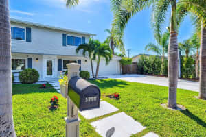 5773 BRITANNIA DRIVE, SARASOTA, FL 34231 - MLS#MFRA4666899