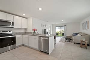 37268 KINGS CROWN DRIVE, ZEPHYRHILLS, FL 33541 - MLS#MFRA4666909