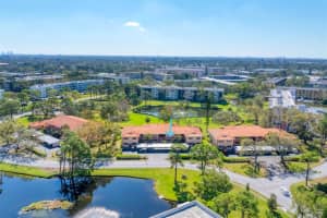 8140 TERRACE GARDEN DRIVE, ST PETERSBURG, FL 33709 - MLS#MFRA4666913