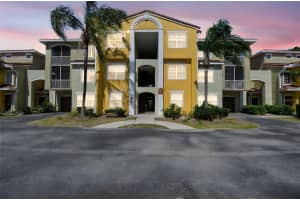 5401 Bentgrass Dr #1-302, SARASOTA