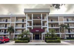 7461 W Country Club Dr N #209, SARASOTA