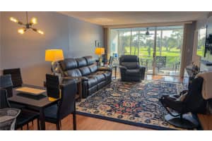 7461 COUNTRY CLUB DRIVE, SARASOTA, FL 34243 - MLS#MFRA4666956