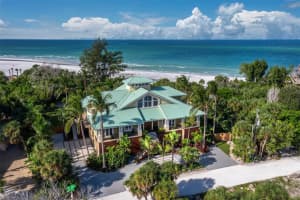 26 SANDY HOOK ROAD, SARASOTA, FL 34242 Sold 12/30/25