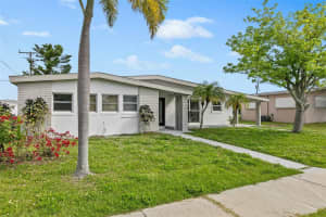 2554 AMBROSE LANE, PORT CHARLOTTE, FL 33952 - MLS#MFRA4667047