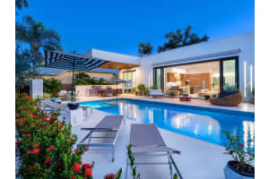 1631 HILLVIEW STREET, SARASOTA, FL 34239 - MLS#MFRA4667057