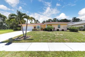 2943 TUCKERSTOWN DRIVE, SARASOTA, FL 34231 - MLS#MFRA4667088