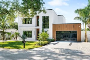2226 GROVE STREET, SARASOTA, FL 34239 - MLS#MFRA4667102