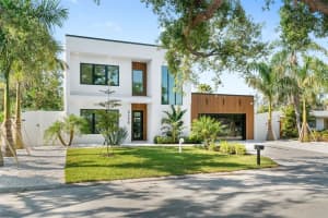2226 GROVE STREET, SARASOTA, FL 34239 - MLS#MFRA4667102