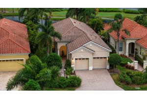 7232 PRESIDIO GLEN, LAKEWOOD RANCH, FL 34202 - MLS#MFRA4667124