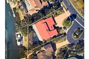 3261 BAYOU SOUND, LONGBOAT KEY, FL 34228 - MLS#MFRA4667163