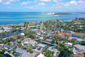 521 CUMMINGS STREET, SARASOTA, FL 34242 - MLS#MFRA4667165