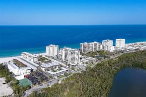 2100 Benjamin Franklin Dr #201, SARASOTA