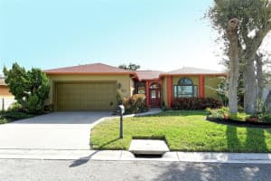 919 65th St Nw, BRADENTON