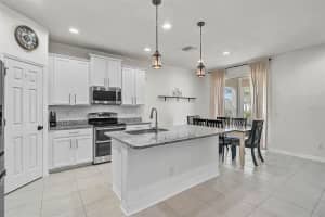 7907 111TH TERRACE, PARRISH, FL 34219 Sold 10/31/25