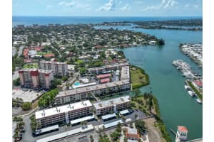 220 SANTA MARIA STREET, VENICE, FL 34285 - MLS#MFRA4667209