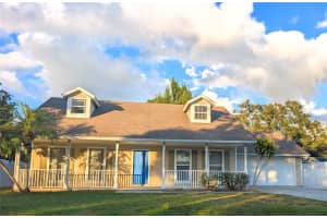 3763 SAINT CHARLES CIRCLE, SARASOTA, FL 34233 - MLS#MFRA4667221