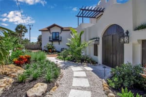 121 CASEY KEY ROAD, OSPREY, FL 34229 - MLS#MFRA4667263