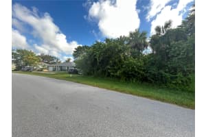 1528 UPSHAW TERRACE, PORT CHARLOTTE, FL 33952 Sold 03/05/26