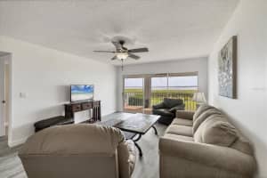 1153 EDGEWATER CIRCLE, BRADENTON, FL 34209 - MLS#MFRA4667325