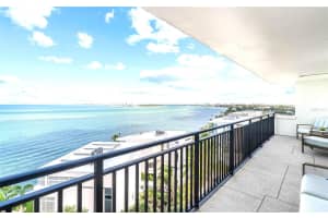 4822 OCEAN BOULEVARD, SARASOTA, FL 34242 Sold 11/12/25