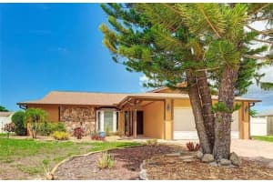 7316 CALADESIA DRIVE, SARASOTA, FL 34243 - MLS#MFRA4667360