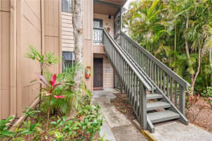 1720 GLENHOUSE DRIVE, SARASOTA, FL 34231 - MLS#MFRA4667363