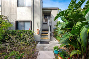 1512 PELICAN COVE ROAD, SARASOTA, FL 34231 - MLS#MFRA4667370