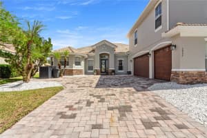 3852 SHORESIDE DRIVE, KISSIMMEE, FL 34746 - MLS#MFRA4667406