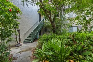 1526 PELICAN POINT DRIVE, SARASOTA, FL 34231 - MLS#MFRA4667409