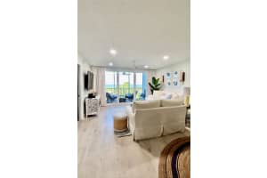 8630 MIDNIGHT PASS ROAD, SARASOTA, FL 34242 - MLS#MFRA4667425