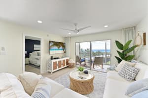 8630 MIDNIGHT PASS ROAD, SARASOTA, FL 34242 - MLS#MFRA4667425