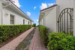 2254 HARBOUR COURT DRIVE, LONGBOAT KEY, FL 34228 - MLS#MFRA4667429