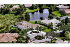 7807 ROSEHALL COVE, LAKEWOOD RANCH, FL 34202 Sold 01/07/26